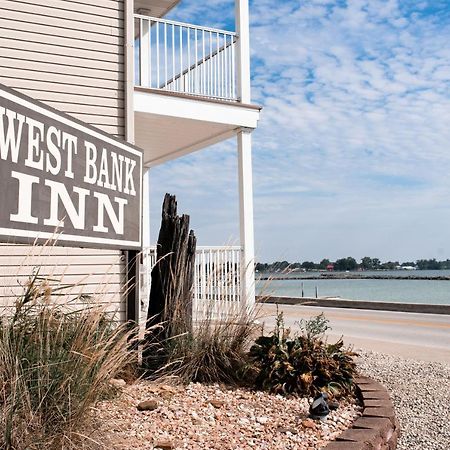 West Bank Inn Celina Exterior photo